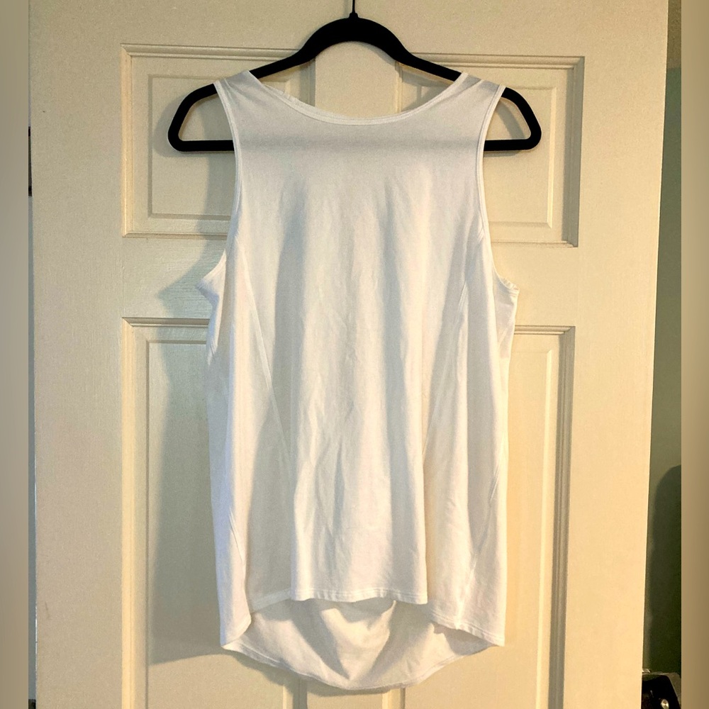 Lululemon Low Key tank in white, size 8, like new